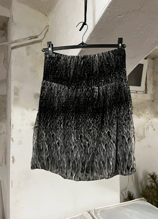 Y2k snake print tube top, marke: Alternative, zustand: Sehr gut, größe: M / 38 / 10, 18,00 €, 19,60 € inklusive Vinted-Käuferschutz