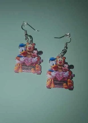 Oorbellen Donald Teigetje en Mickey, staat: Nieuw zonder prijskaartje, € 1,00, € 1,75 inclusief Kopersbescherming Pro