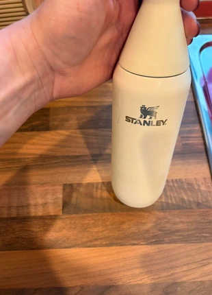 Stanley All Day Slim Bottle 0.59L, brand: Stanley, condition: New without tags, €32.00, €34.30 includes Buyer Protection