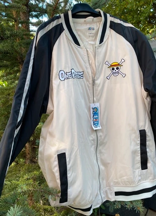 Veste "One Piece" Collectors, marque: Celio, état: Neuf avec étiquette, taille: XXL, 109,00 €, 115,15 € Protection acheteurs incluse