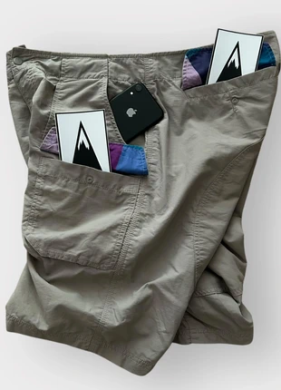 2012 Adidas Outdoor Line • 6 Pockets Cargo Shorts, marca: adidas, estado: Muy bueno, tamaño: L, 68,65 €, 72,78 € Protección al comprador incluida