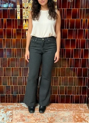 Jean flare gris anthracite rayé, marque: ZOE SHOP, état: Très bon état, taille: S / 36 / 8, 24,90 €, 26,85 € Protection acheteurs (Pro) incluse