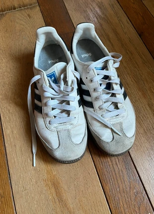 adidas samba blanches, marke: adidas, zustand: Sehr gut, größe: 36.5, 55,00 €, 58,45 € inklusive Vinted-Käuferschutz