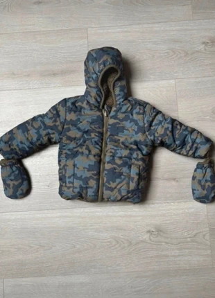 Veste réversible 6-9 mois TB Bébé garçon - Veste reversible 6-9 months TB Baby Garçon, état: Très bon état, taille: 6-9 mois / 68 cm, 2,00 €, 2,80 € Protection acheteurs incluse