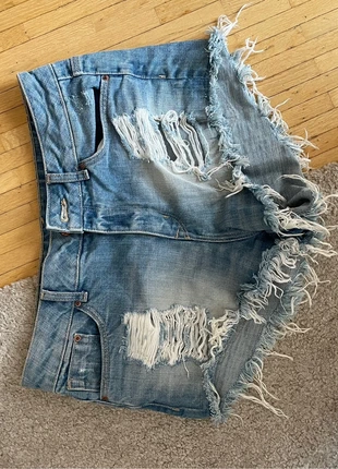 H&M Jeansshorts, marke: H&M, zustand: Gut, größe: M / 38 / 10, 4,00 €, 4,90 € inklusive Vinted-Käuferschutz