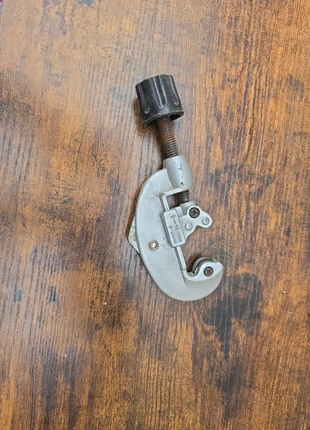 Coupe tube, brand: Tube, condizioni: Ottime, €8.00, €9.10 include la Protezione acquisti