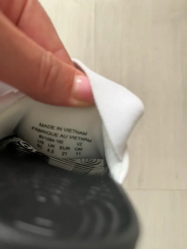 Sandales Nike T.21 - photo numéro 7