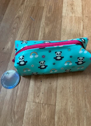 Trousse à stylos - trousse d'école pandas - neuve, marque: Marelle, état: Neuf avec étiquette, 2,50 €, 3,33 € Protection acheteurs incluse