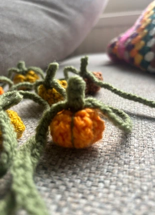 Handmade string of crochet micro pumpkins, condition: Like new, £20.00, £21.70 includes Buyer Protection
