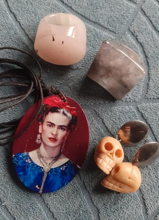 Lotto Frìda Khalo, zustand: Sehr gut, 10,00 €, 11,20 € inklusive Vinted-Käuferschutz