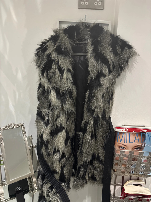 Karen Millen Faux Fur Gilet BNWT 14