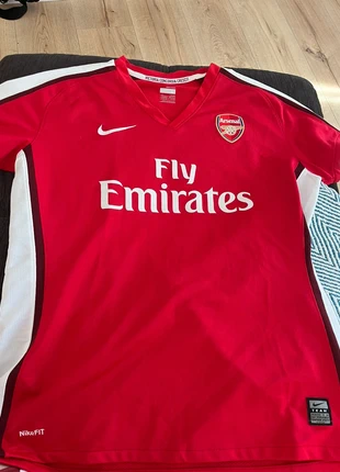 Maillot foot Arsenal women 2008-2010, marque: Nike, état: Très bon état, 20,00 €, 21,70 € Protection acheteurs incluse