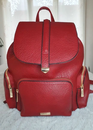 Sac à dos rouge simili cuir femme chic et élégant - Manoukian, marke: Manoukian, zustand: Neu, mit Etikett, 30,00 €, 32,20 € inklusive Vinted-Käuferschutz