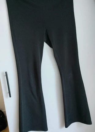 Zwarte Flair broek, marque: Twoday, état: Très bon état, taille: M / 38 / 10, 2,00 €, 2,80 € Protection acheteurs incluse