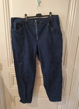 Jean bleu, marque: Bonprix, état: Très bon état, taille: 5XL / 50 / 22, 6,00 €, 7,00 € Protection acheteurs incluse