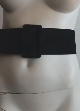 Ceinture en velours, brand: Boutique Belgique, condizioni: Nuovo senza cartellino, taglia: 80 cm, €3.00, €3.85 include la Protezione acquisti