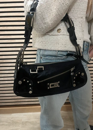 Sac guess Y2K vintage, marke: GUESS, zustand: Sehr gut, 54,99 €, 58,44 € beinhaltet Vinted-Käuferschutz Pro