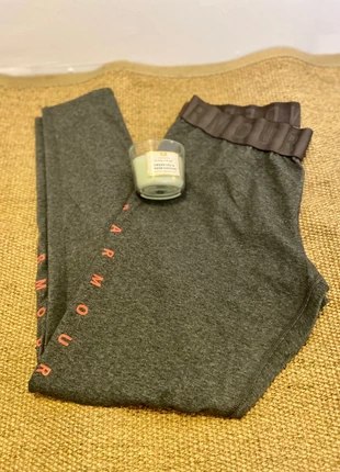 Legging de sport Under Armor  - Taille XL - Gris & Rose, marque: Under Armour, état: Très bon état, taille: XL / 42 / 14, 18,00 €, 19,60 € Protection acheteurs incluse