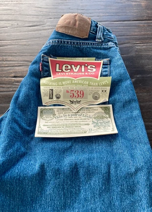Levi’s 539, marque: Levi's, état: Neuf avec étiquette, taille: L / 40 / 12, 42,00 €, 44,80 € Protection acheteurs incluse