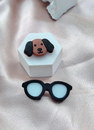 Pin moderno, lapel pin, épingle tendance, alfiler elegante, spilla piccola, marca: Local, estado: Muy bueno, 9,00 €, 10,15 € Protección al comprador incluida