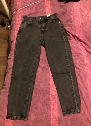 Jean Gris Foncé Pull & Bear Taille Haute, merk: Pull & Bear, staat: Heel goed, maat: S / 36 / 8, € 13,00, € 14,35 inclusief Kopersbescherming