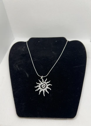 Vintage necklace sun, brand: Vintage Dressing, condition: Very good, €6.50, €7.53 includes Buyer Protection