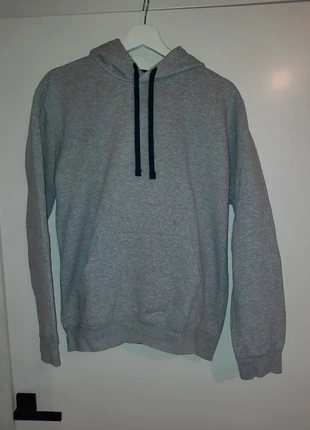 Grijze hoodie van Kariban, merk: Kariban, staat: Heel goed, maat: S, € 4,00, € 4,90 inclusief Kopersbescherming