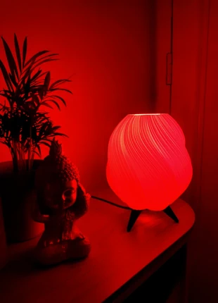 Lampe déco design spirale, marque: 3D, état: Neuf sans étiquette, 30,00 €, 32,20 € Protection acheteurs incluse