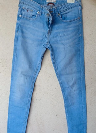 Vaquero.  Tommy Hilfiger. Talla:  14 años. 164 cm, marque: Tommy Hilfiger, état: Très bon état, taille: 14 ans / 164 cm, 5,00 €, 5,95 € Protection acheteurs incluse