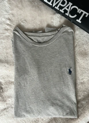 Joli t-shirt gris, brand: Ralph Lauren, condition: Very good, size: L, €15.99, €17.49 includes Buyer Protection