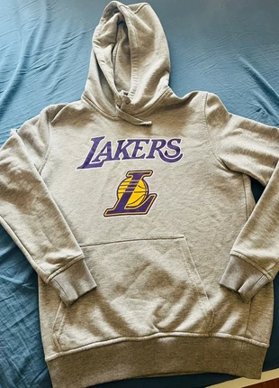 Felpa Lakers, marca: New Era, estado: Muy bueno, tamaño: XS, 5,00 €, 5,95 € Protección al comprador incluida