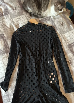 tuta con buchi, marke: Shein, zustand: Neu, mit Etikett, größe: M / 38 / 10, 1,50 €, 2,28 € inklusive Vinted-Käuferschutz