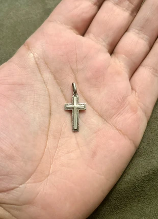 Pendentif croix en argent ciselé, marca: Argent, estado: Muito bom, €15.50, €16.98 inclui Proteção do Comprador Pro