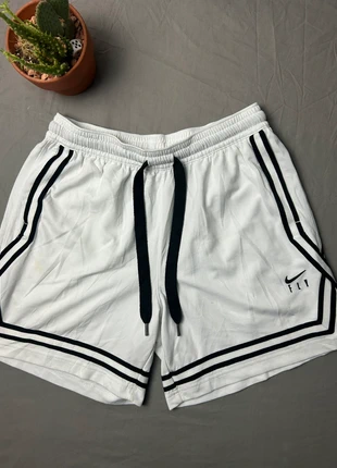 Short de sport Nike Blanc Noir M, marque: Nike, état: Très bon état, taille: M, 14,00 €, 15,40 € Protection acheteurs incluse