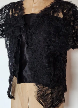 Ensemble Top caraco noir satin +Boléro dentelle de Calais Noir T40, brand: Noir, condition: Very good, size: L / 40 / 12, €30.00, €32.20 includes Buyer Protection