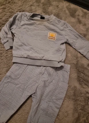 Setje lichtblauw, brand: Wibra, condizioni: Ottime, taglia: 3-6 mesi / 62 cm, €2.00, €2.80 include la Protezione acquisti