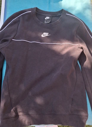 Dames nike sweater maat m, merk: Nike, staat: Heel goed, maat: M / 38 / 10, € 4,50, € 5,43 inclusief Kopersbescherming