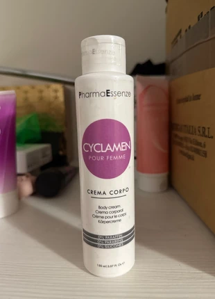 crema corpo, marque: phamaessenze, état: Neuf avec étiquette, 2,00 €, 2,80 € Protection acheteurs incluse