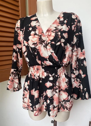 Blusa donna, marke: Boutique Italiana, zustand: Sehr gut, größe: S / 36 / 8, 8,00 €, 9,10 € inklusive Vinted-Käuferschutz