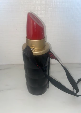 Coffret parfum “Yes I Am”, état: Très bon état, 10,00 €, 11,20 € Protection acheteurs incluse