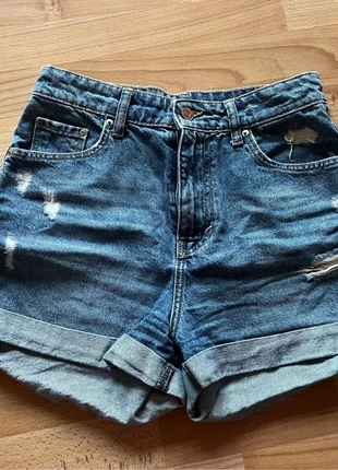 Kurze Damenhose H&M Gr.36, marque: H&M, état: Très bon état, taille: S / 36 / 8, 10,00 €, 11,20 € Protection acheteurs incluse