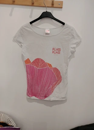 Tee shirt Pleats Please M mais taillant S, merk: Pleats Please Issey Miyake, staat: Goed, maat: S / 36 / 8, € 20,00, € 21,70 inclusief Kopersbescherming Pro