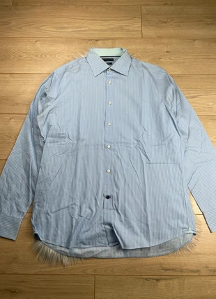Chemise Tommy Hilfilger style old money, marque: Tommy Hilfiger, état: Très bon état, taille: L, 5,00 €, 5,95 € Protection acheteurs incluse