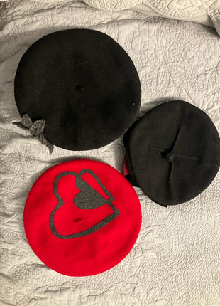Exceptionnel : lots de 3 bérets à petit prix, marque: Chapeau, état: Très bon état, taille: Taille unique, 4,50 €, 5,43 € Protection acheteurs incluse
