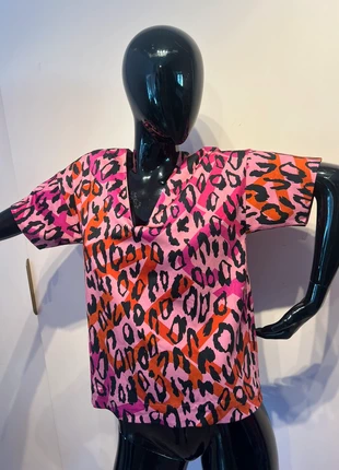 Just Cavalli top, marque: Cavalli, état: Très bon état, taille: M / 38 / 10, 45,00 €, 47,95 € Protection acheteurs incluse