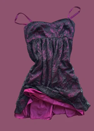 Black Lace & Purple Satin Mini Dress – Ici et Maintenant – Ibiza Coquette Vibes, merk: ici et maintenant, staat: Heel goed, maat: M / 38 / 10, € 15,00, € 16,45 inclusief Kopersbescherming