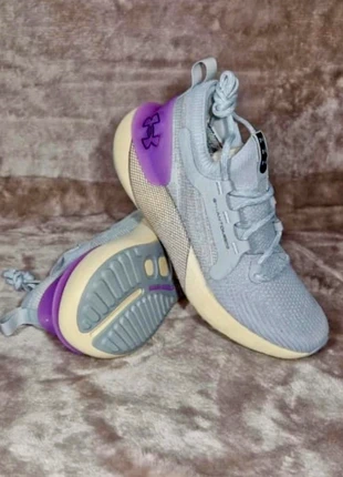 👟 Under Armour HOVR Phantom 3 SE – Gris / Violet – Femme – Neuve avec boîte 👟, marke: Under Armour, zustand: Neu, größe: 40.5, 50,00 €, 53,20 € beinhaltet Vinted-Käuferschutz Pro