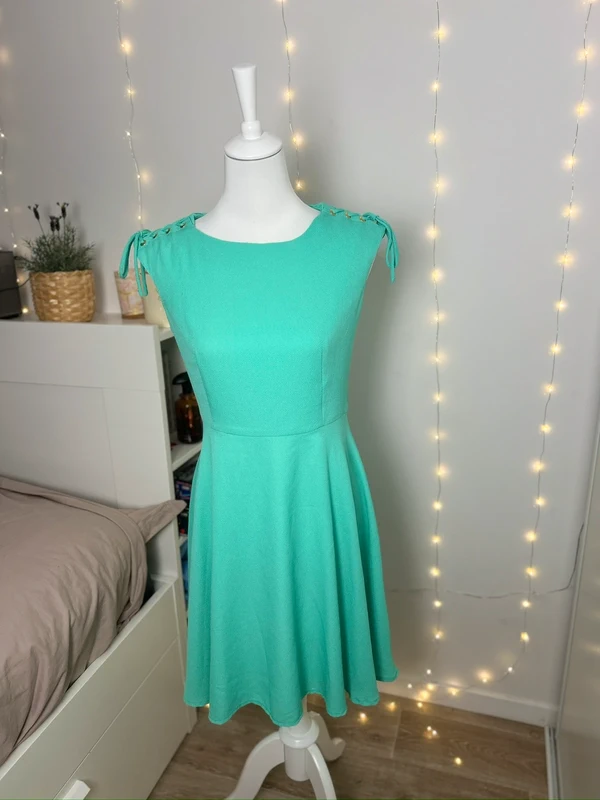 robe turquoise vintage avec laçage épaules taille M