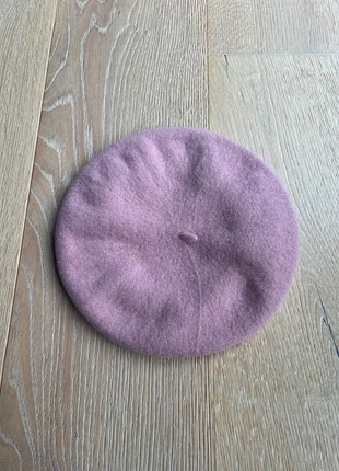 Rosafarbene Baskenmütze von ASOS – 100% Wolle, merk: ASOS, staat: Nieuw zonder prijskaartje, maat: Universele maat, € 12,00, € 13,30 inclusief Kopersbescherming