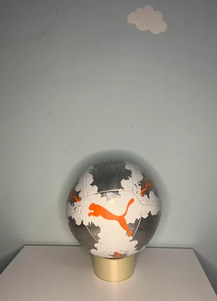 Pallone Puma, merk: Puma, staat: Heel goed, € 15,00, € 16,45 inclusief Kopersbescherming